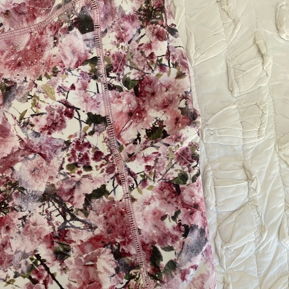 LULULEMON Leggings - Picture 6 of 6